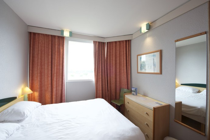 Imagen de la habitación del Hotel Miradour. Foto 15