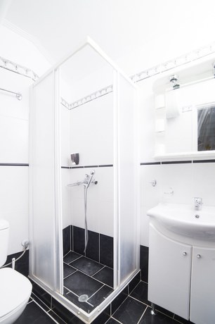 Imagen de la habitación del Hotel Miradouro Seafront Residences. Foto 13