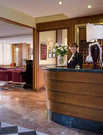Imagen general del Hotel Mirafiori. Foto 9