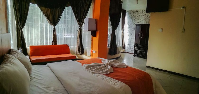 Imagen de la habitación del Hotel Miraflores, Ibarra. Foto 3