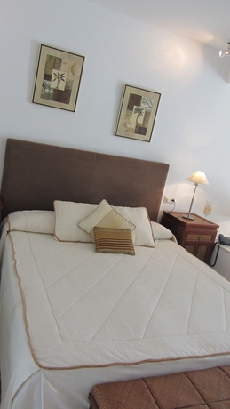 Imagen de la habitación del Hotel Miraflores Resort. Foto 6