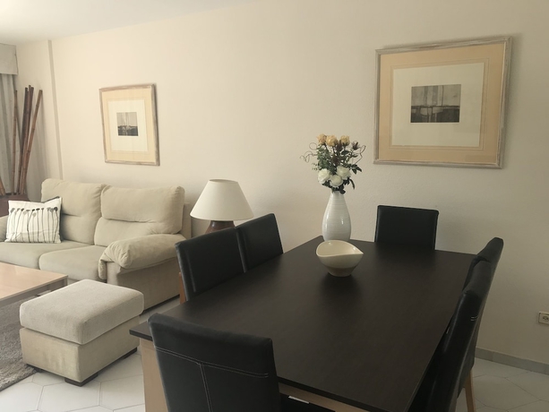 Imagen de la habitación del Hotel Miraflores Resort. Foto 9