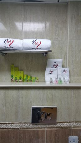 Imagen de la habitación del Hotel Mirage Al Aqah. Foto 12