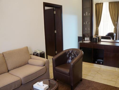 Imagen de la habitación del Hotel Mirage Bab Al Bahr Resort. Foto 2