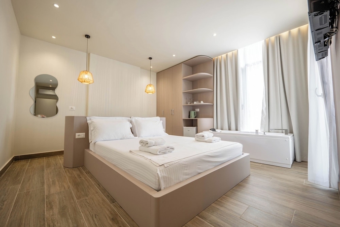 Imagen de la habitación del Hotel Mirage Bay Deluxe Saranda. Foto 4