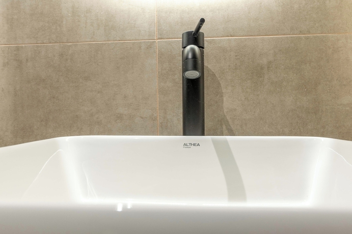 Imagen de la habitación del Hotel Mirage Bay Deluxe Saranda. Foto 13