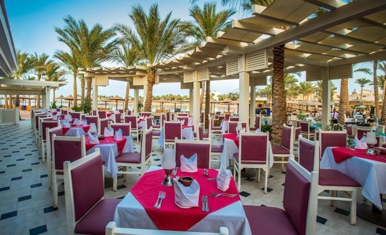 Imagen del bar/restaurante del Hotel Mirage Bay Resort and Aqua Park. Foto 5