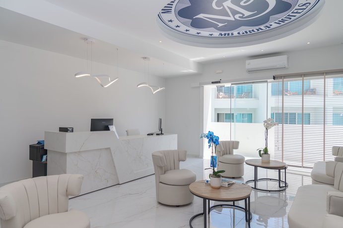 Imagen de los interiores del Hotel Mirage Bleu. Foto 16