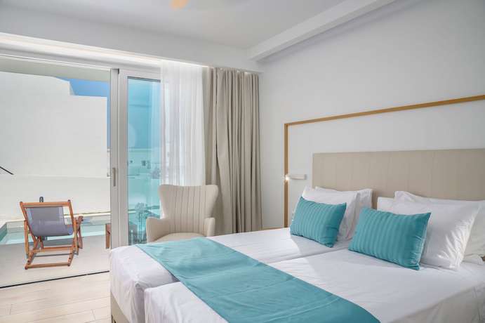 Imagen de la habitación del Hotel Mirage Bleu. Foto 8