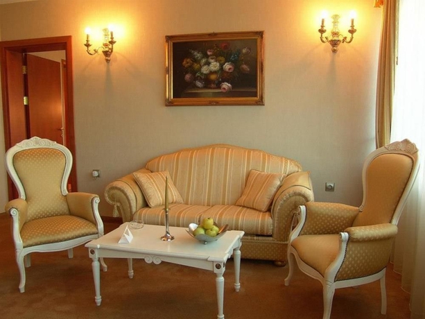 Imagen de los interiores del Hotel Mirage, Burgas Ciudad. Foto 9