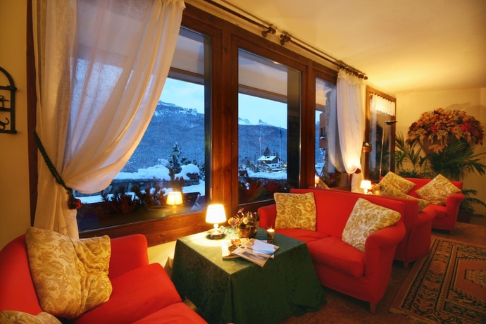 Imagen de los interiores del Hotel Mirage, Cortina d'Ampezzo . Foto 15