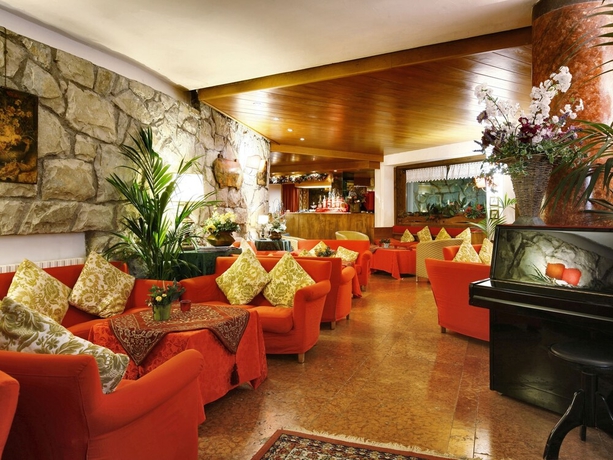 Imagen del bar/restaurante del Hotel Mirage, Cortina d'Ampezzo . Foto 2