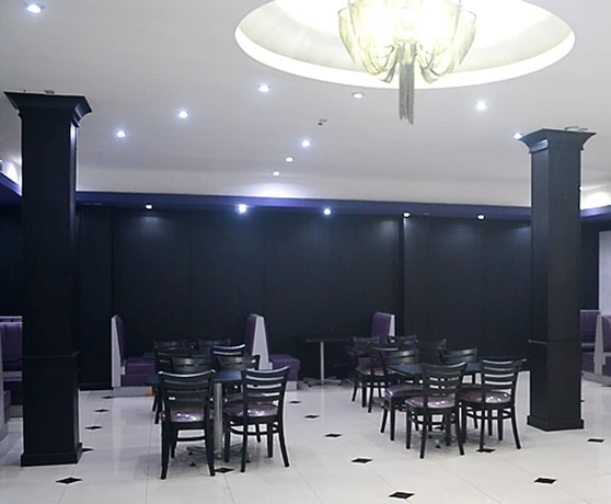 Imagen del bar/restaurante del Hotel Mirage Express. Foto 6