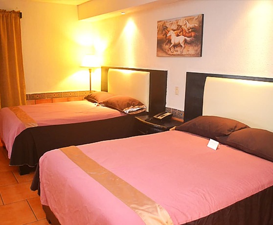 Imagen de la habitación del Hotel Mirage Express. Foto 15