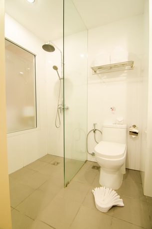 Imagen de la habitación del Hotel Mirage Express Patong Phuket. Foto 11