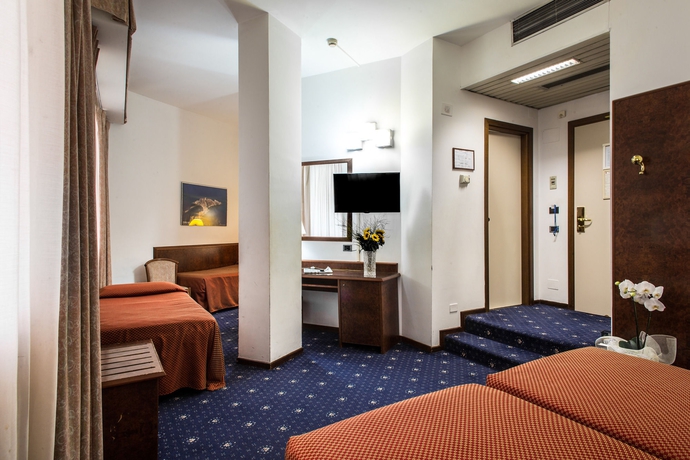 Imagen de la habitación del Hotel Mirage, Florencia. Foto 2