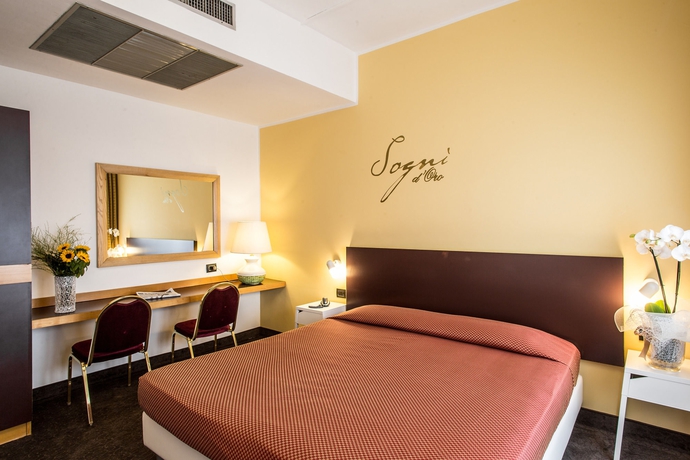 Imagen de la habitación del Hotel Mirage, Florencia. Foto 10