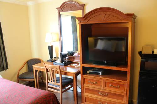 Imagen de la habitación del Hotel Mirage Inn and Suites. Foto 4