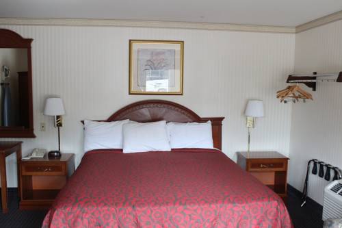 Imagen de la habitación del Hotel Mirage Inn and Suites. Foto 5