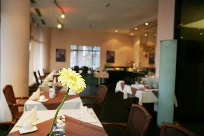 Imagen del bar/restaurante del Hotel Mirage Nichtraucher. Foto 5