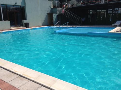 Imagen general del Hotel Mirage Snagov Resort. Foto 4