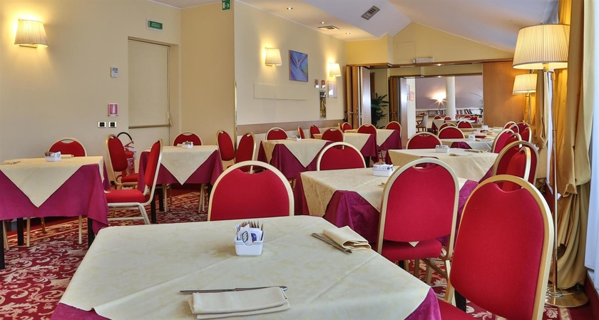 Imagen del bar/restaurante del Hotel Mirage Sure Collection by Best Western. Foto 7