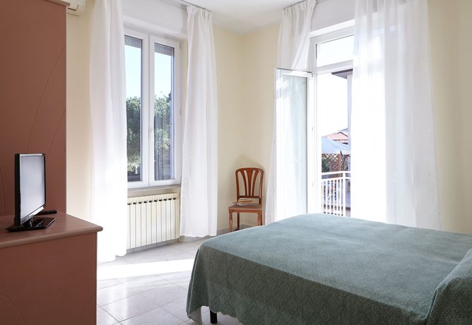 Imagen de la habitación del Hotel Mirage Versilia. Foto 9