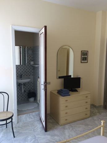 Imagen de la habitación del Hotel Mirage Versilia. Foto 10