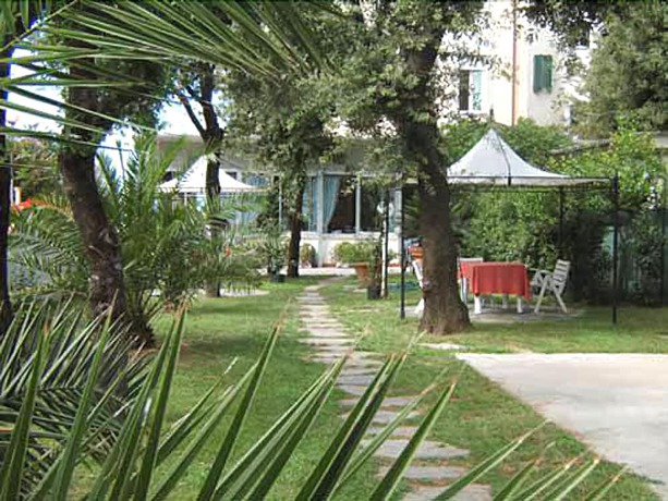 Imagen de los exteriores del Hotel Mirage Versilia. Foto 18