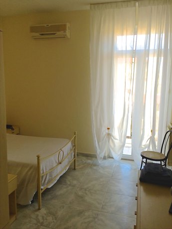 Imagen de la habitación del Hotel Mirage Versilia. Foto 15