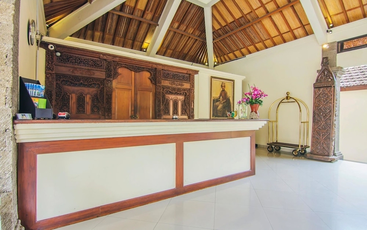 Imagen de los interiores del Hotel Mirah. Foto 17