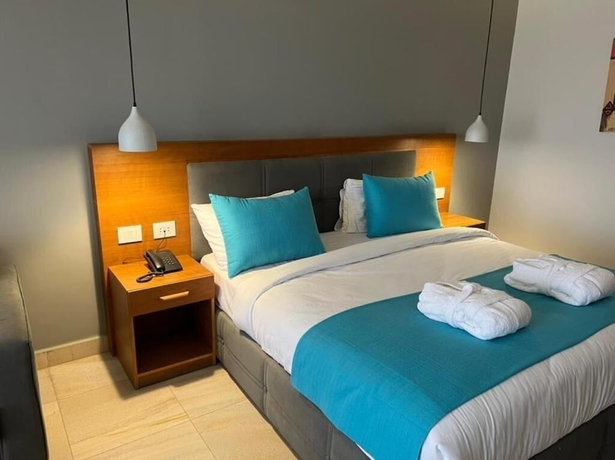 Imagen de la habitación del Hotel Miral, Ataqah. Foto 4