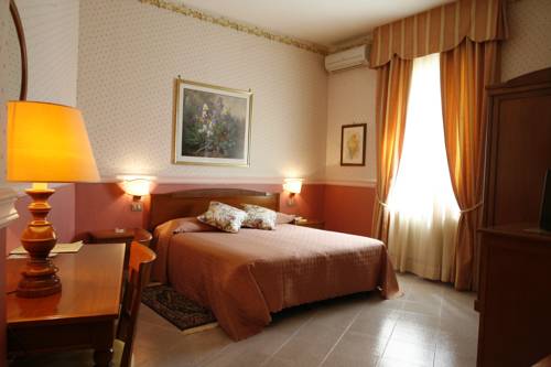 Imagen de la habitación del Hotel Miralago, Ariccia. Foto 9