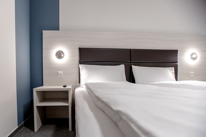 Imagen de la habitación del Hotel Miralago Locarno Easy Rooms. Foto 2