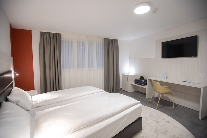 Imagen de la habitación del Hotel Miralago Locarno Easy Rooms. Foto 6