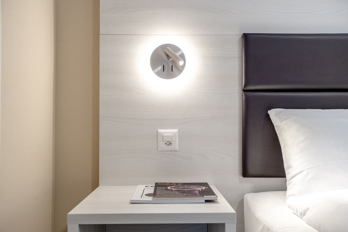 Imagen de la habitación del Hotel Miralago Locarno Easy Rooms. Foto 10