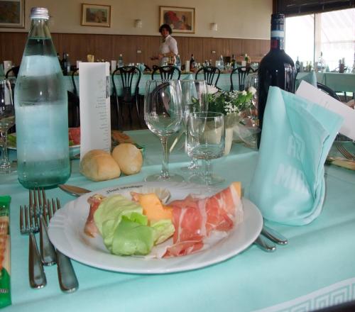 Imagen general del Hotel Miralago, San Zeno di Montagna. Foto 3