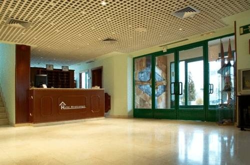 Imagen de los interiores del Hotel Miralcampo. Foto 8