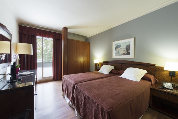 Imagen de la habitación del Hotel Mirallac. Foto 5