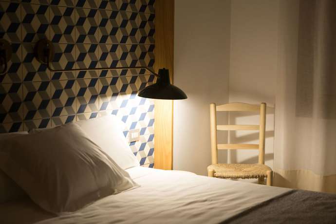 Imagen de la habitación del Hotel Miralles. Foto 11