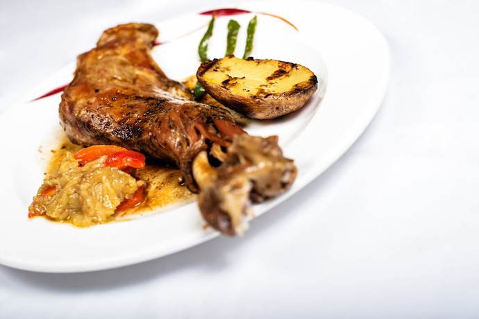 Imagen del bar/restaurante del Hotel Miralles. Foto 6