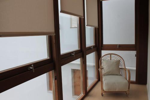 Imagen de la habitación del Hotel Miralrio Cacabelos. Foto 5
