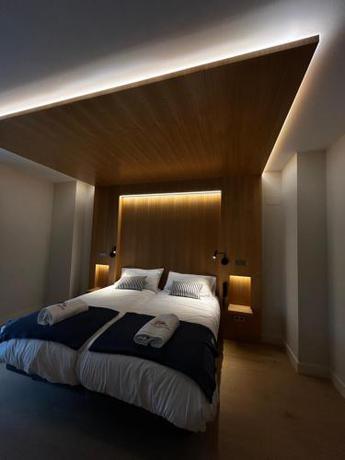 Imagen de la habitación del Hotel Miralrio Cacabelos. Foto 6