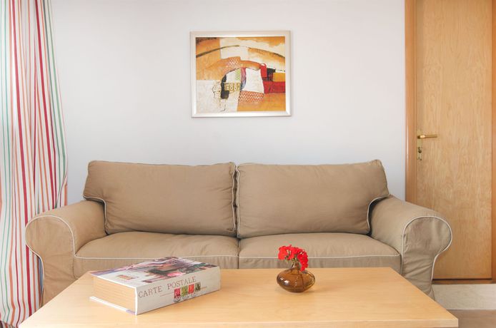 Imagen de los exteriores del Hotel Miraluna. Foto 10