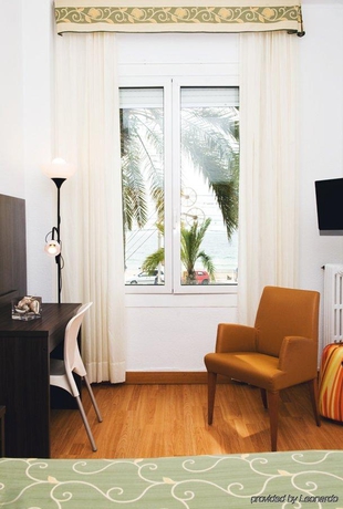 Imagen general del Hotel Miramar, Badalona. Foto 1