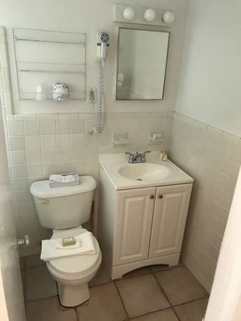 Imagen de la habitación del Hotel Miramar Beach Resort. Foto 4