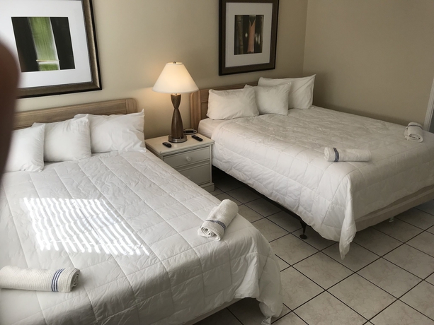 Imagen de la habitación del Hotel Miramar Beach Resort. Foto 5