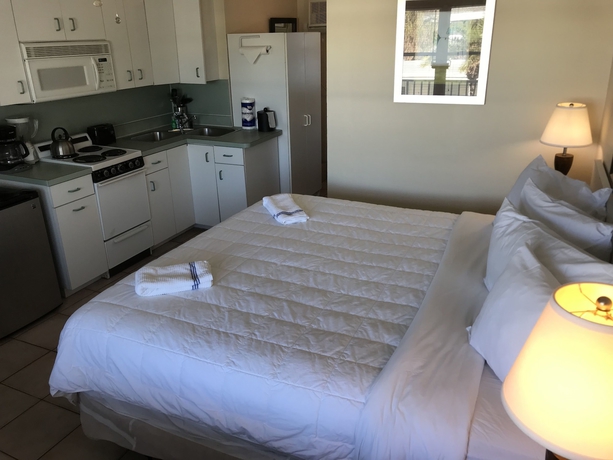 Imagen de la habitación del Hotel Miramar Beach Resort. Foto 14