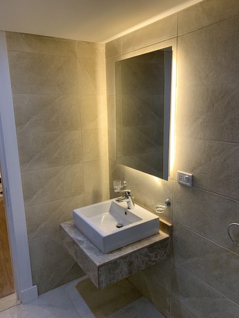 Imagen de la habitación del Hotel Miramar Downtown hotel. Foto 3