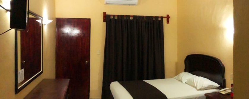 Imagen de la habitación del Hotel Miramar Inn. Foto 7